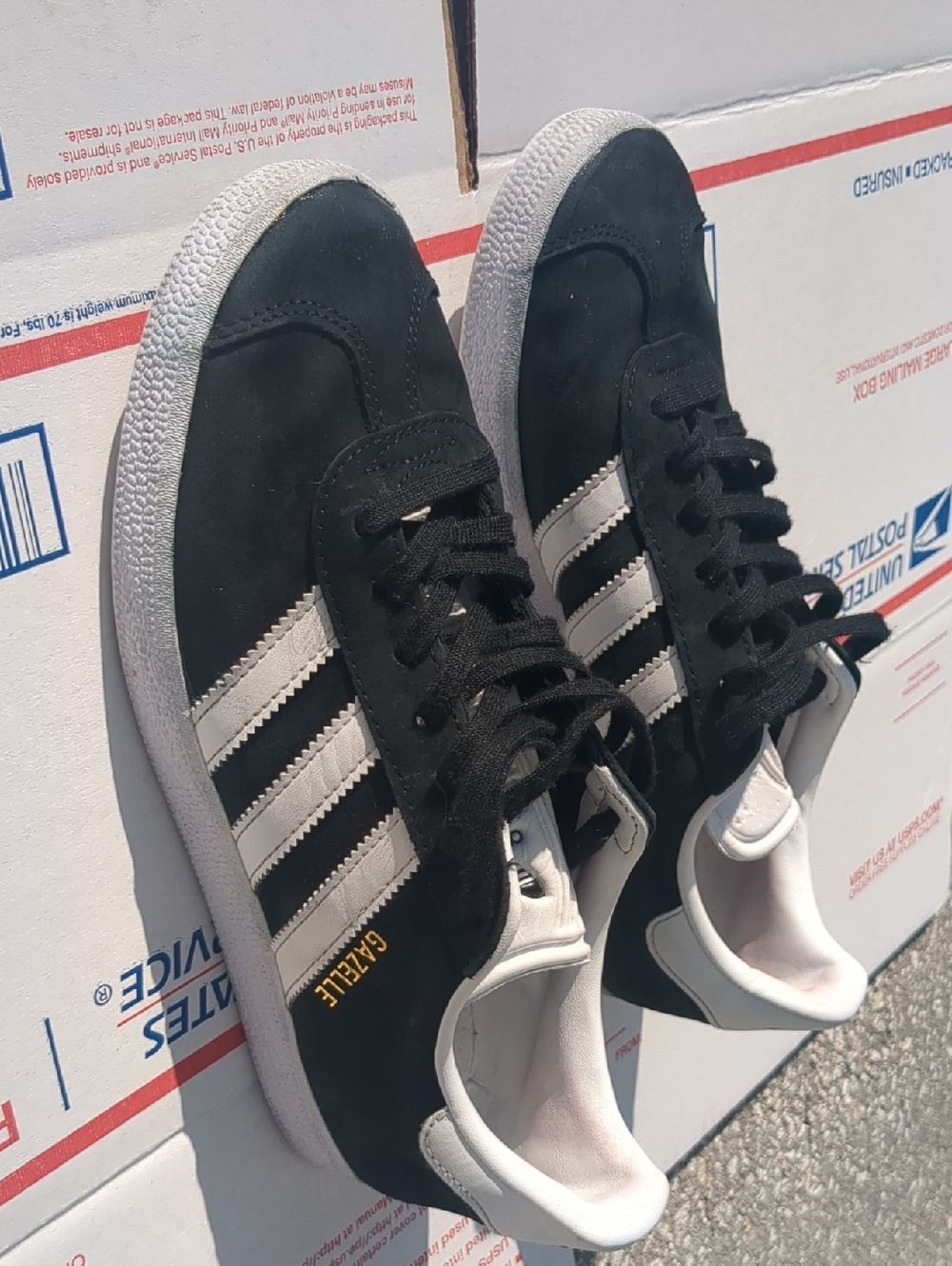adidas Gazelle Size 7